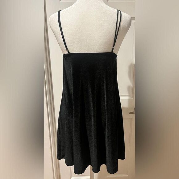 Victoria’s secret Women's Black Slip Dress Velvet - Picture 5 of 11